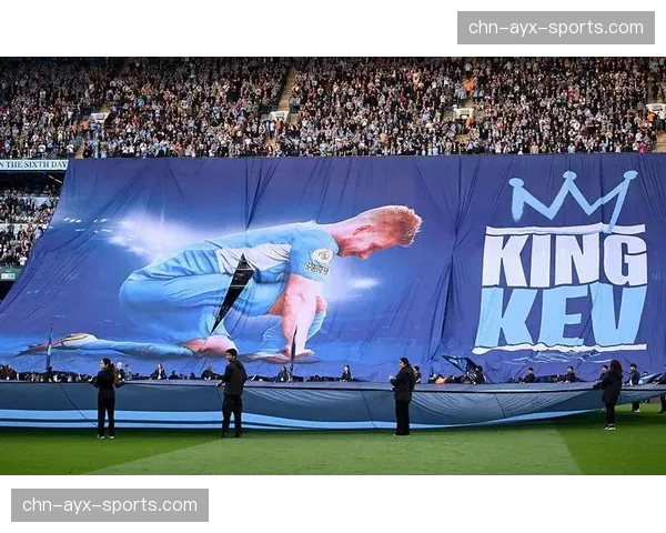 通讯:欧洲冠军联赛球迷看台巨型Tifo致敬俱乐部成立百年历史 通讯:欧洲冠军联赛球迷看台巨型Tifo致敬俱乐部成立百年历史