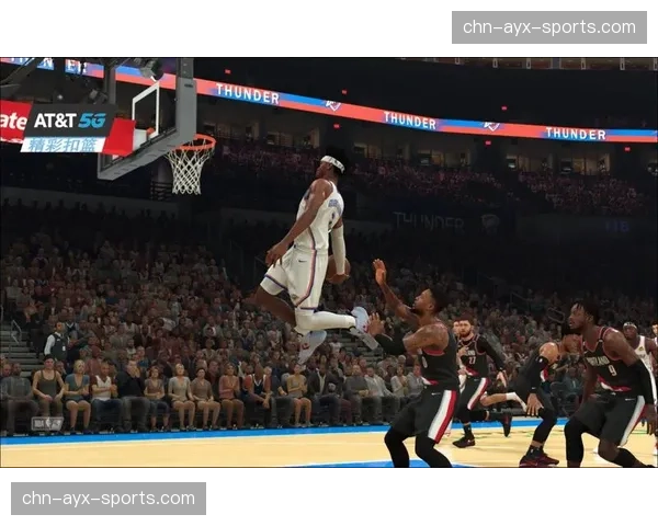 特写：亚历山大利用节奏变化，一次经典的底线切入完成扣篮
