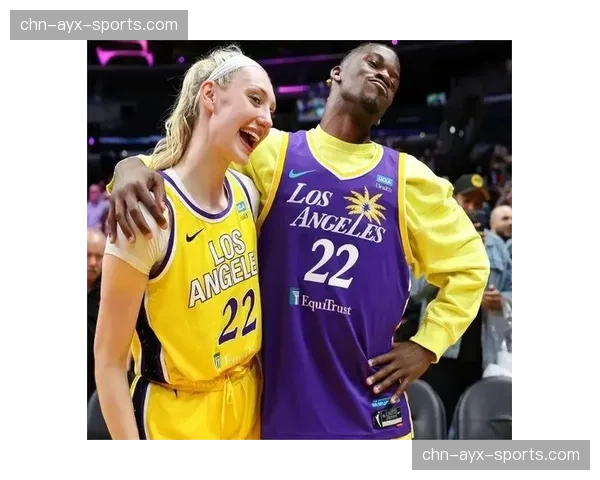 历史上的今天：2002年，洛杉矶火花队赢得队史首座总冠军