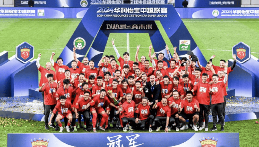关于武汉卓尔客场告捷，中超卫冕冠军的强势回归的信息